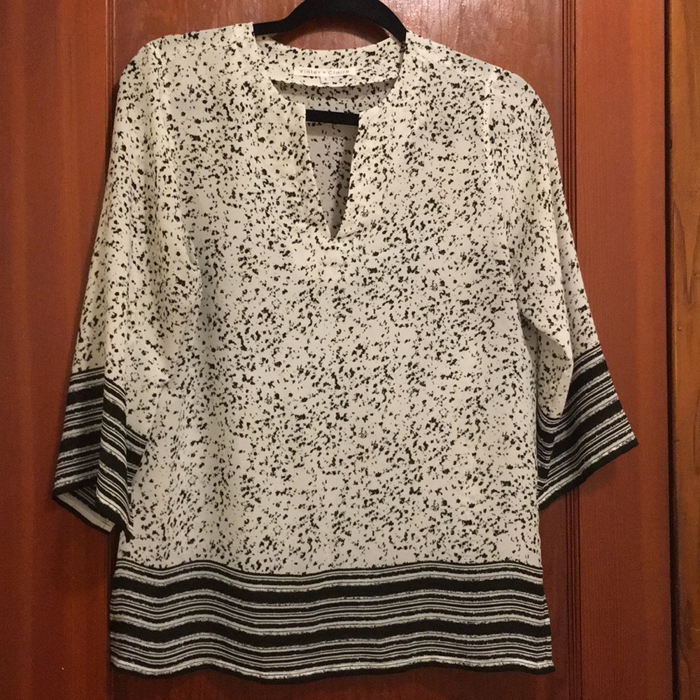 Blouse, great for work or weekends